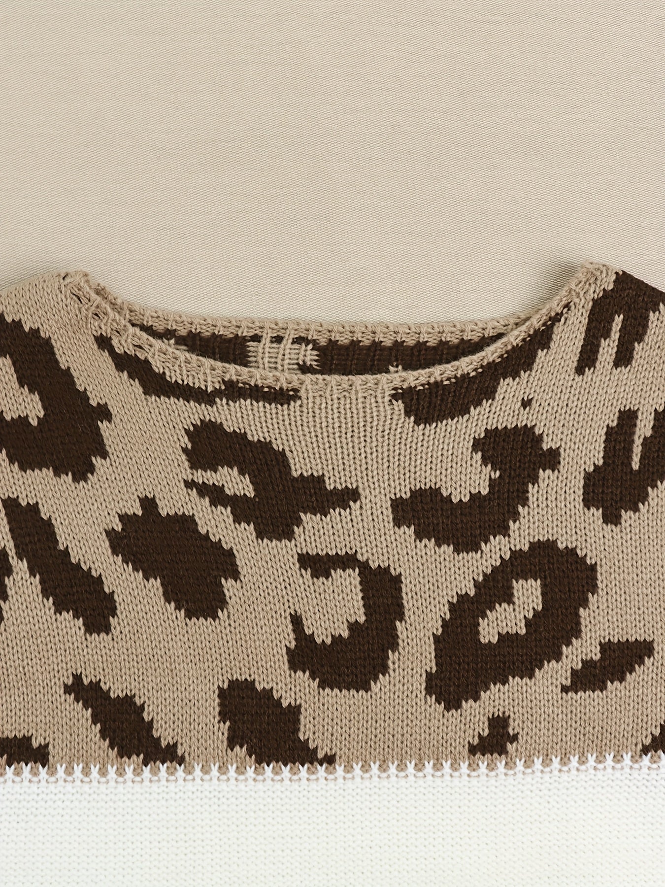 Women's Casual Leopard Print Color-Block Sweater - & Brown Round Neck Long Sleeve Pullover for Fall Winter, Soft Everyday Chic Wardrobe Essential, Cute Sweater