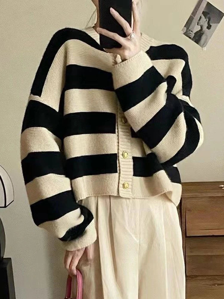 Korean Fashion Sweater Cardigan Women Knitted Striped Sweater Autumn Winter Long Sleeve Loose Short Cardigans Female Casual Tops