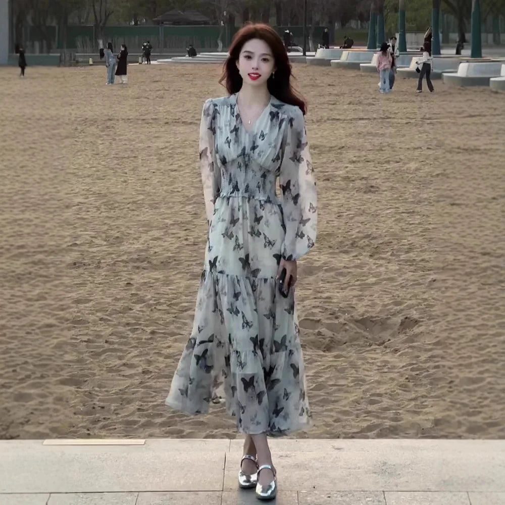Butterfly Floral Dress for Women in Autumn Winter 25 New French V-neck Ink Printing Long Sleeve Waist-hugging to Make You Look