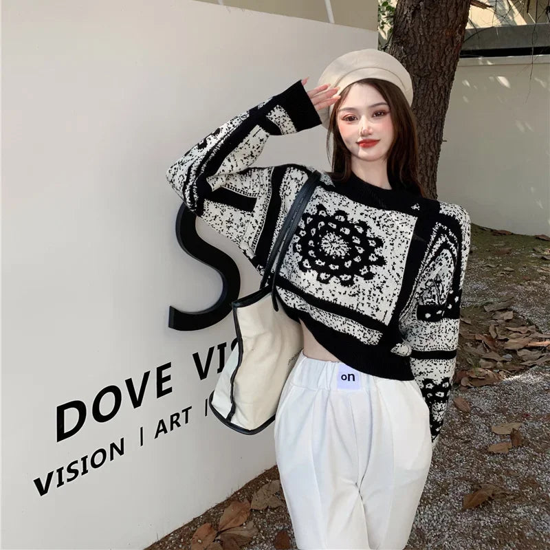 Women's Sweater Graphic Short Knit Tops for Woman Crop Pullovers Round O Neck Long Sleeve Crochet Korean Style Winter 2025 Sale