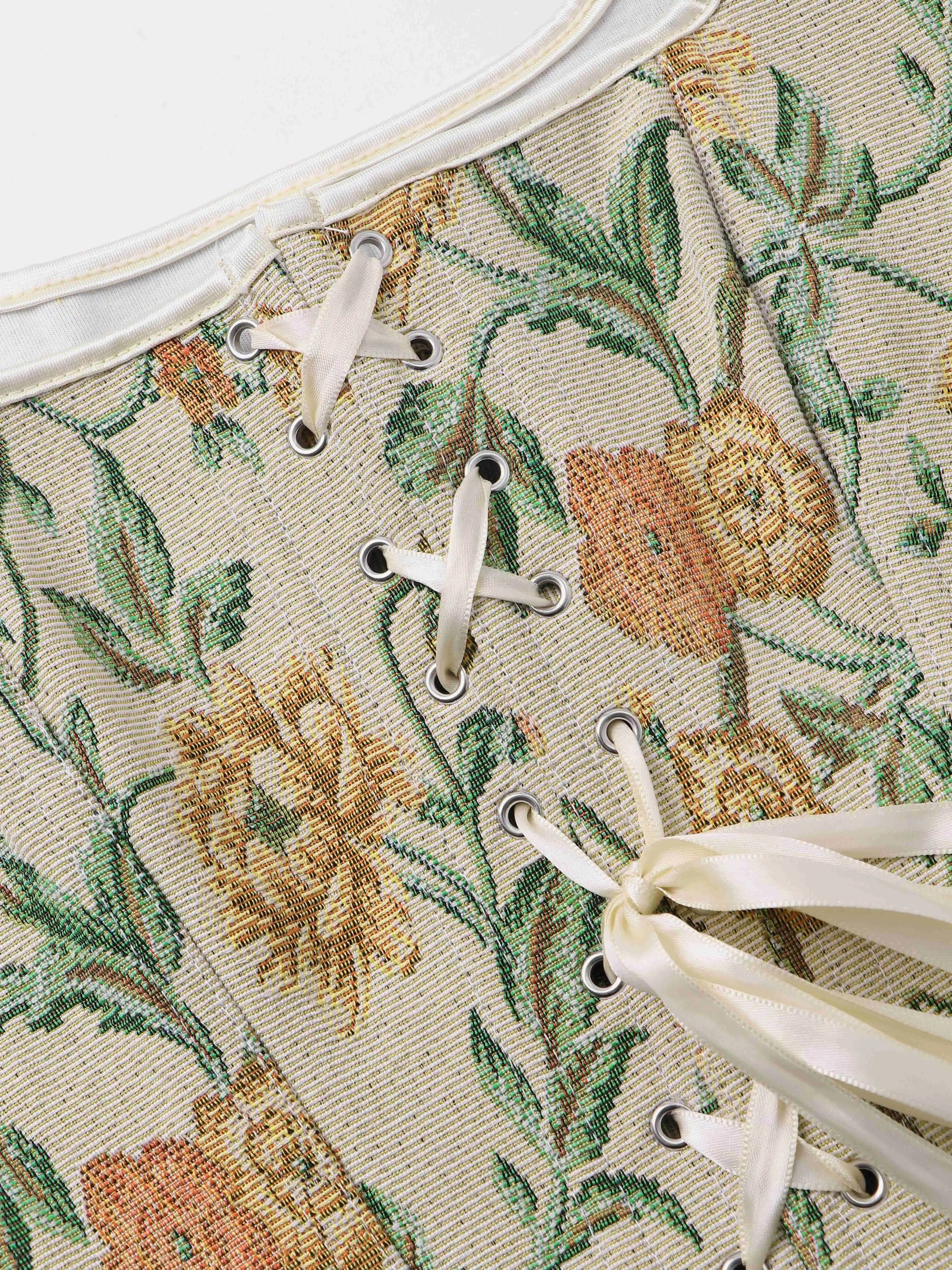 A floral double-shoulder strap adjustable lady's court corset