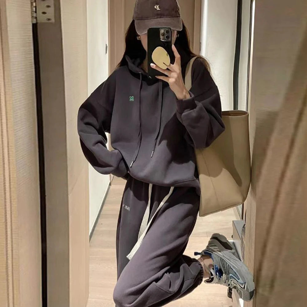 Women Solid Long Sleeve Two-Piece Set Autumn Winter Warm Sweatshirt Suit Hoodie And Pocket Pants Fashion Casual Ladies Outfits